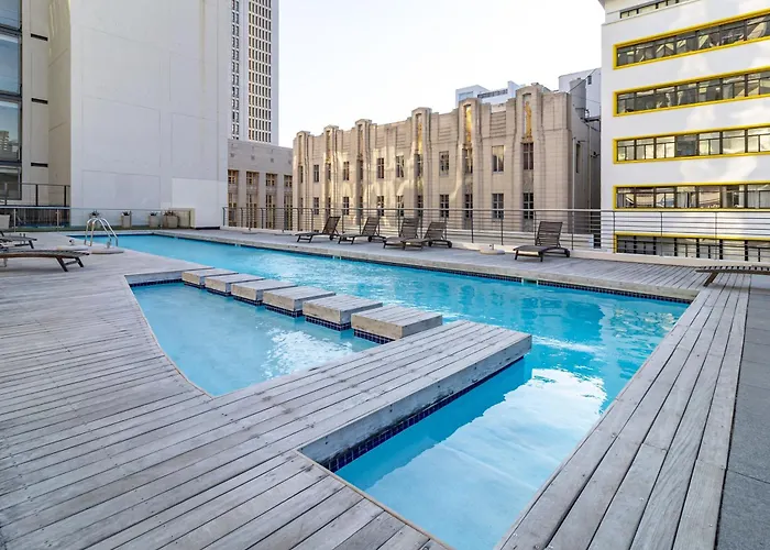 2 Bedroom Unit In Cape Town City Centre